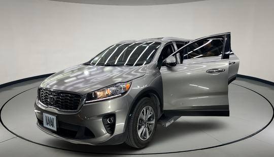 Kia • Sorento