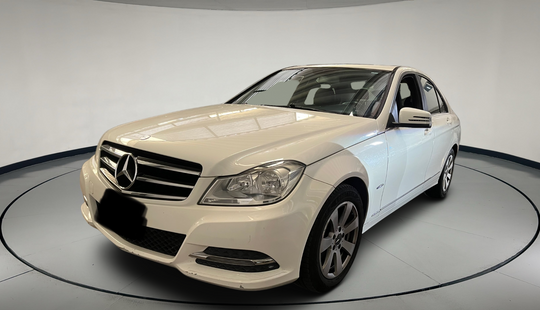 Mercedes Benz • Clase C