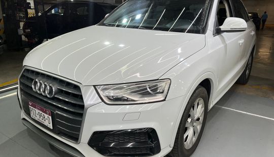 Audi • Q3