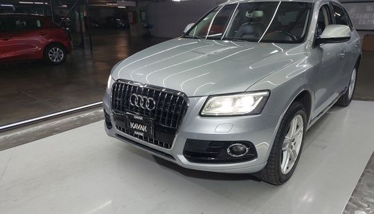 Audi • Q5