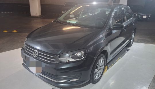 Volkswagen • Vento