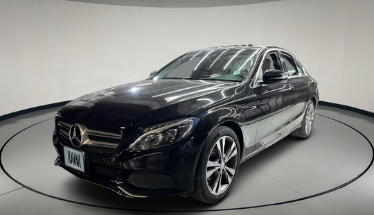 Mercedes Benz • Clase C