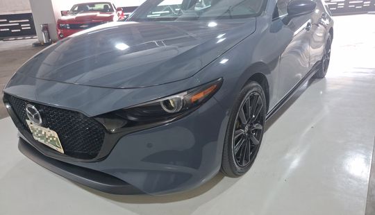 Mazda • Mazda 3