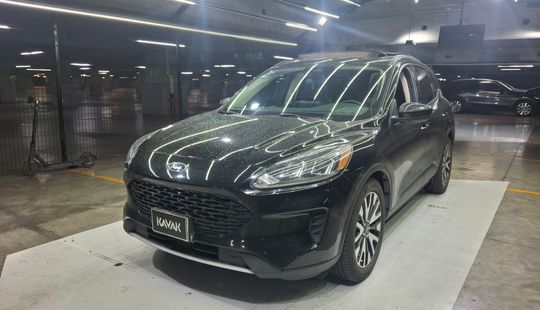 Ford • Escape