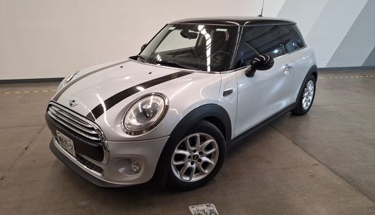 Mini • Cooper