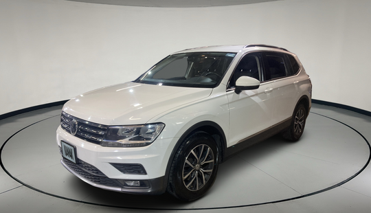 Volkswagen • Tiguan