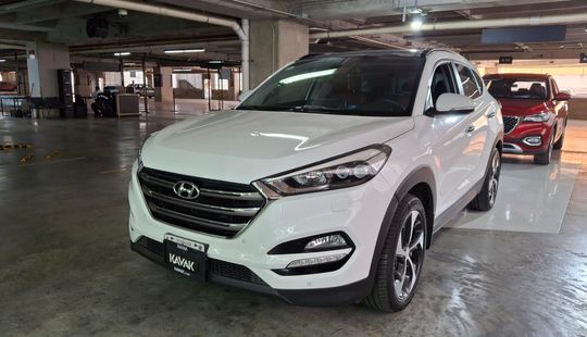 Hyundai • Tucson