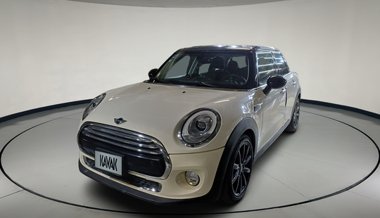 Mini • Cooper