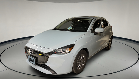 Mazda • Mazda 2
