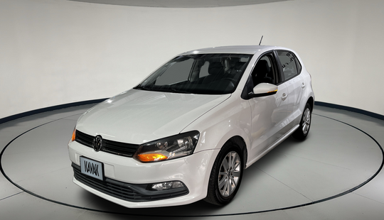 Volkswagen • Polo