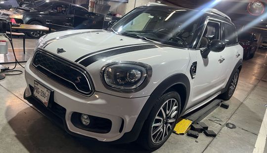 Mini • Countryman