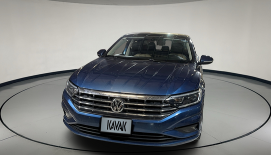 Volkswagen • Jetta