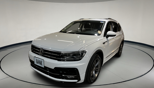 Volkswagen • Tiguan