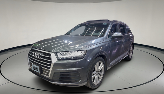 Audi • Q7