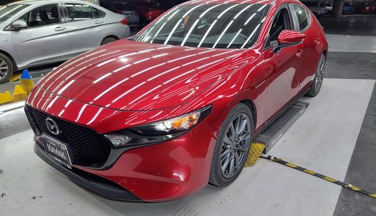 Mazda • Mazda 3