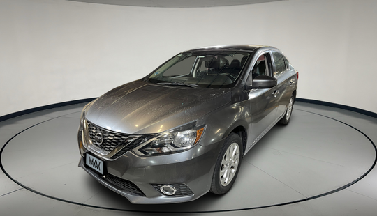 Nissan • Sentra