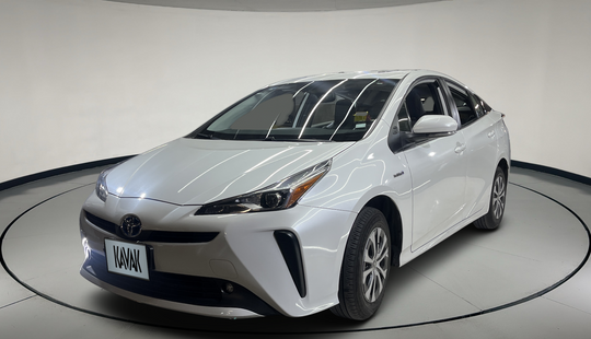 Toyota • Prius