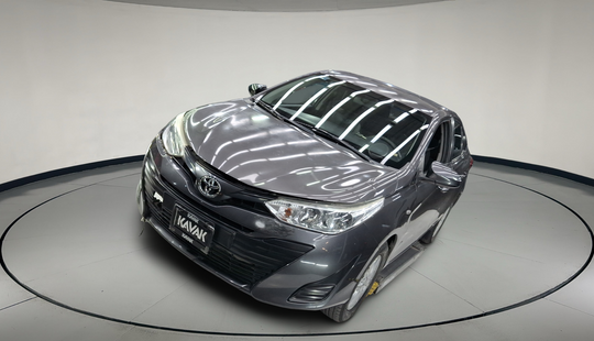 Toyota • Yaris