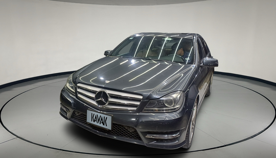 Mercedes Benz • Clase C