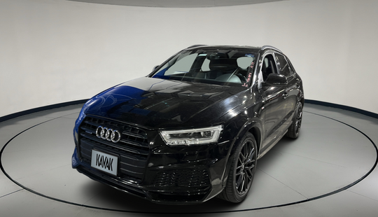 Audi • Q3