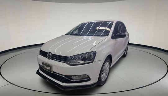 Volkswagen • Polo