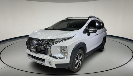 Mitsubishi • Xpander