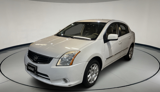 Nissan • Sentra