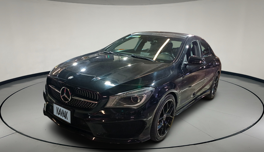Mercedes Benz • Clase CLA