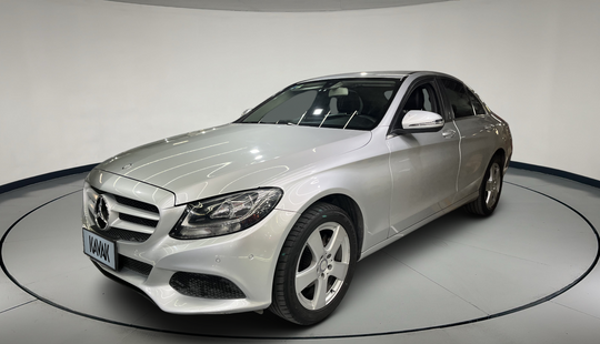 Mercedes Benz • Clase C