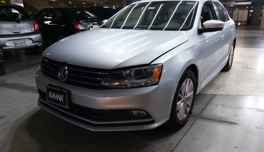 Volkswagen • Jetta