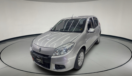 Renault • Sandero