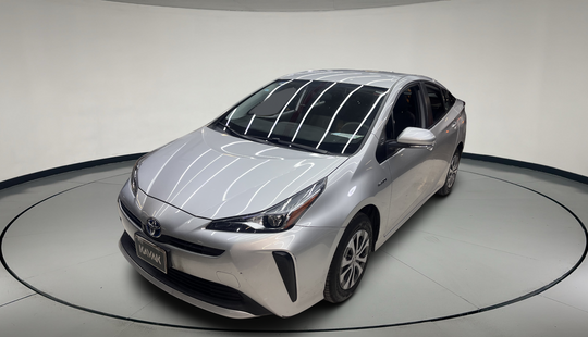 Toyota • Prius