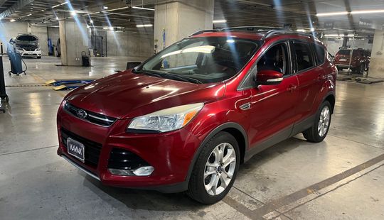 Ford • Escape