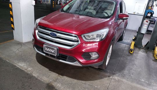 Ford • Escape