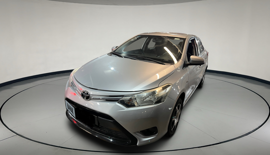 Toyota • Yaris