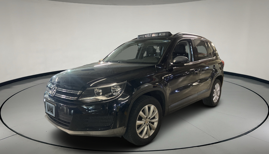 Volkswagen • Tiguan
