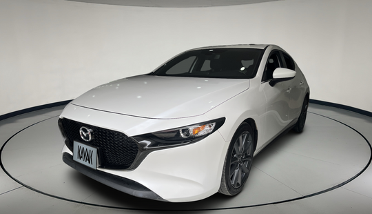 Mazda • Mazda 3