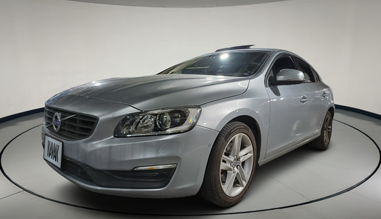 Volvo • S60