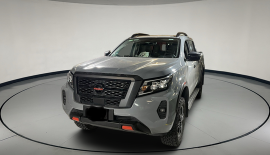 Nissan • Frontier