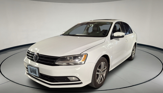 Volkswagen • Jetta