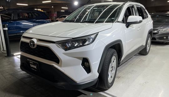 Toyota • RAV4