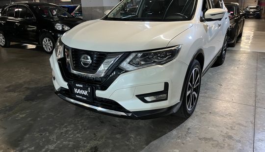 Nissan • X-Trail
