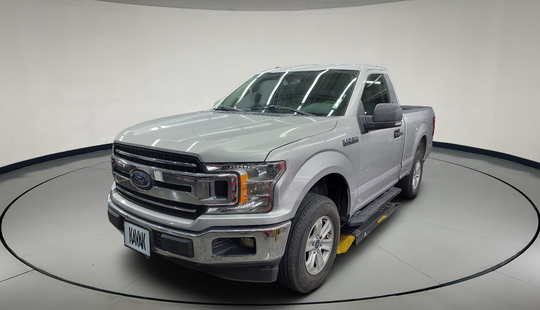 Ford • Lobo