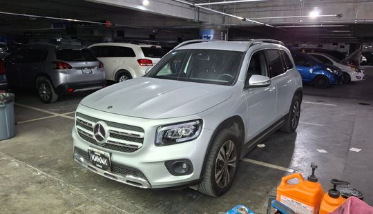 Mercedes Benz • Clase GLB