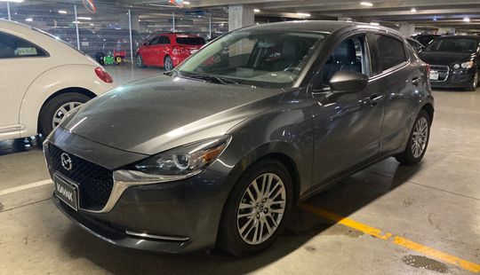 Mazda • Mazda 2