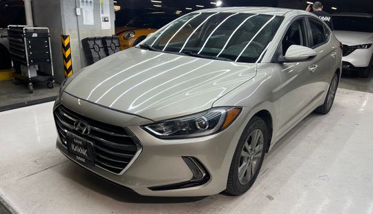Hyundai • Elantra