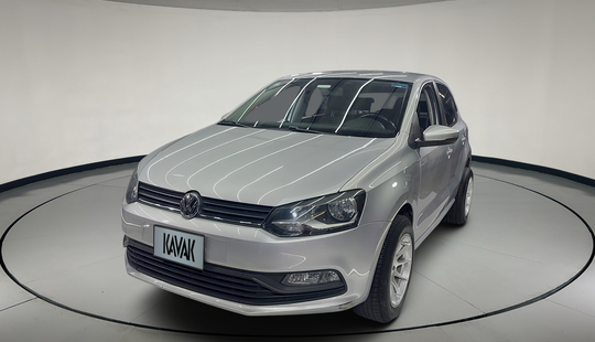 Volkswagen • Polo