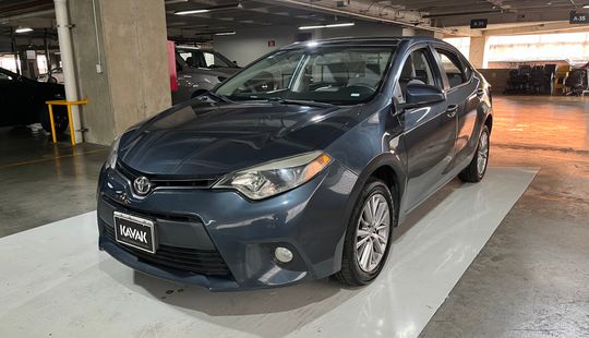 Toyota • Corolla