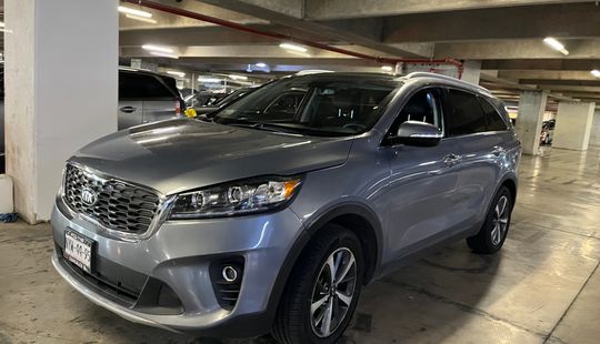 Kia • Sorento