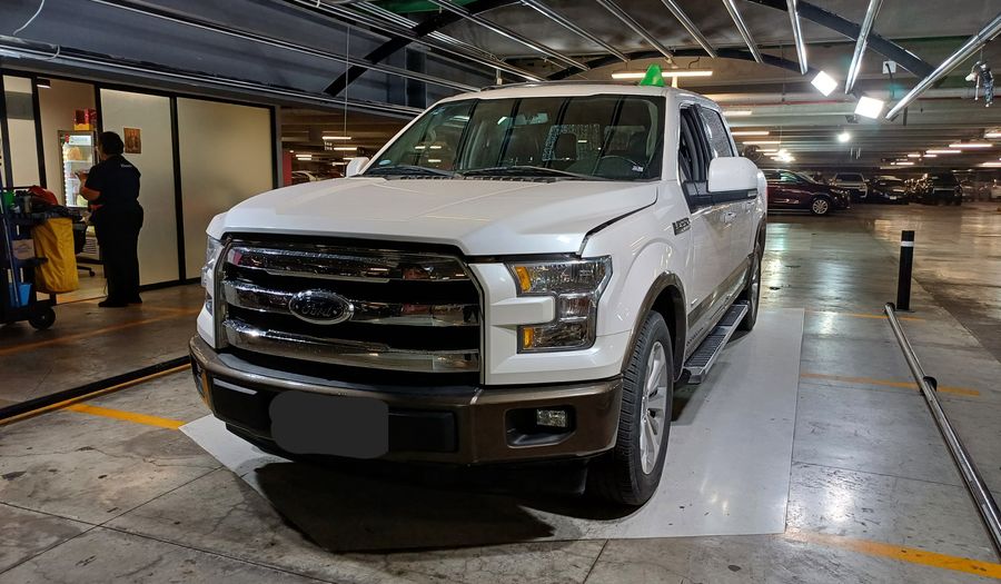 Ford Lobo 3.5 LOBO LARIAT CREW CAB 4X2 AT Pickup 2017